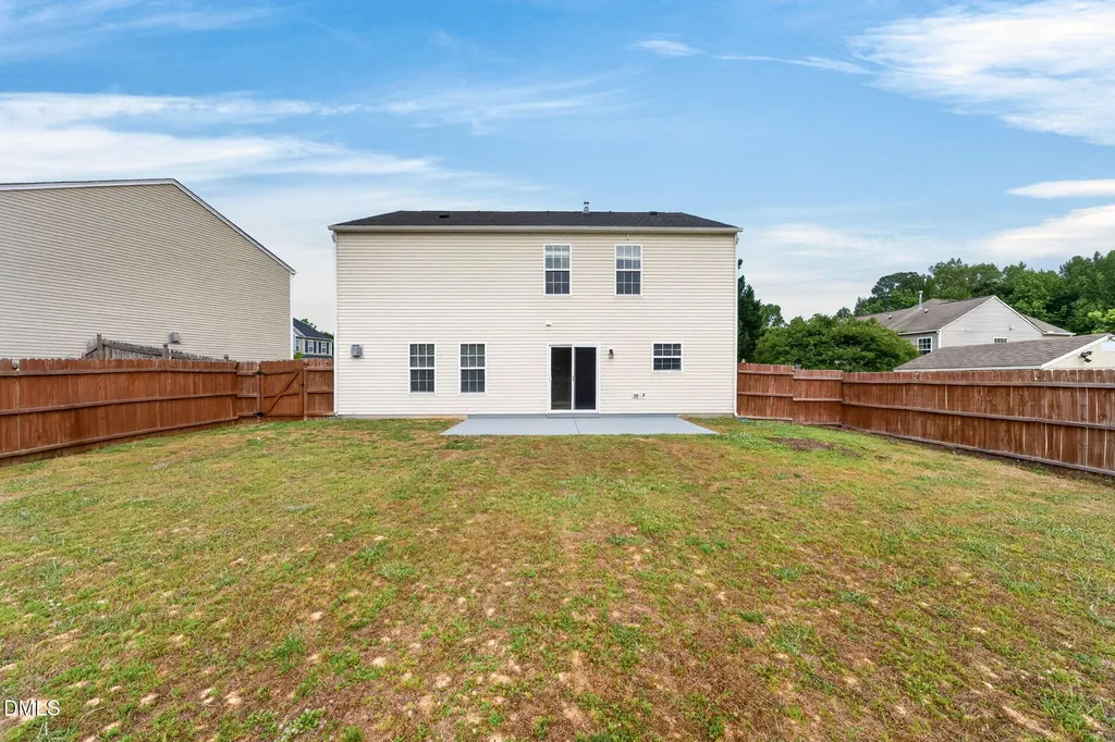 1008 Antside Court Raleigh NC 27610