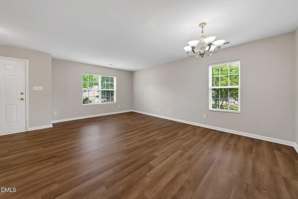 1008 Antside Court Raleigh NC 27610