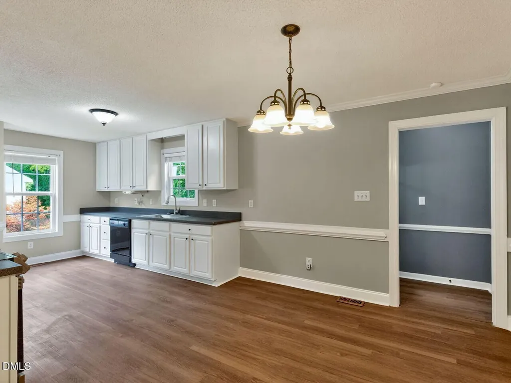 98 Starcroft Drive Fuquay Varina NC 27526