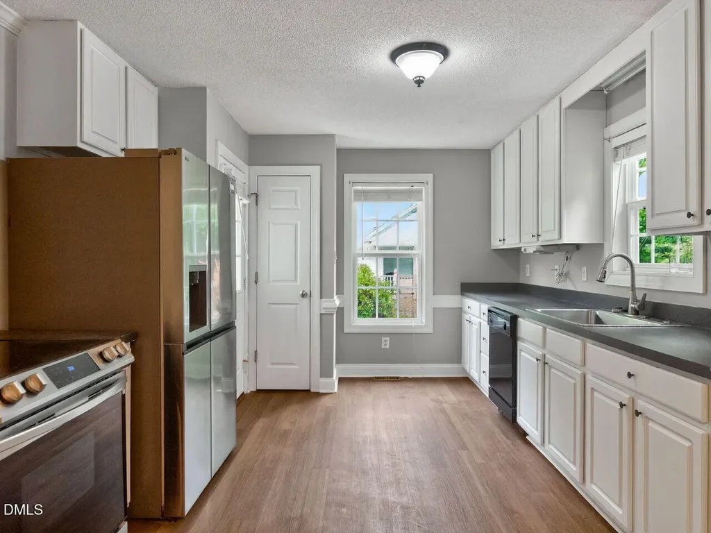 98 Starcroft Drive Fuquay Varina NC 27526