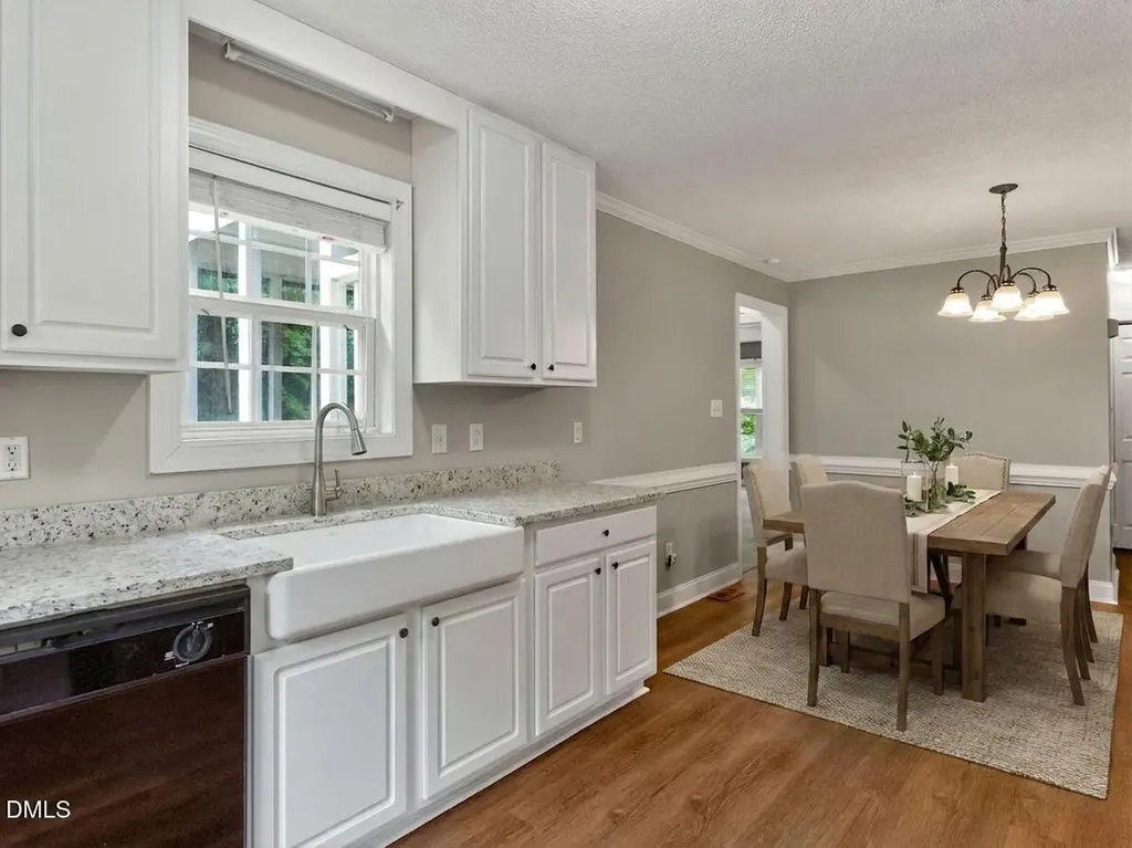 98 Starcroft Drive Fuquay Varina NC 27526