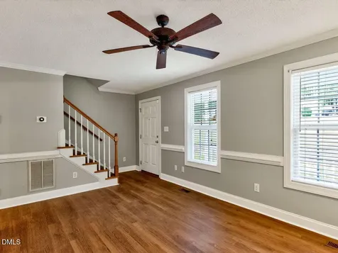 98 Starcroft Drive Fuquay Varina NC 27526