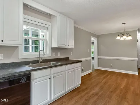 98 Starcroft Drive Fuquay Varina NC 27526