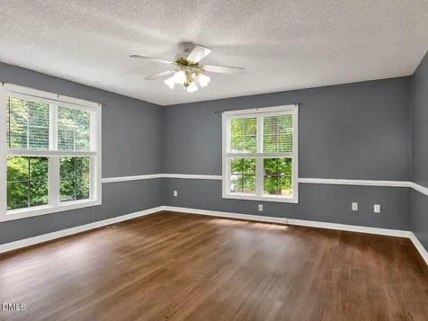 98 Starcroft Drive Fuquay Varina NC 27526