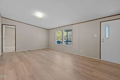 2800 Lobelia Road Vass NC 28394