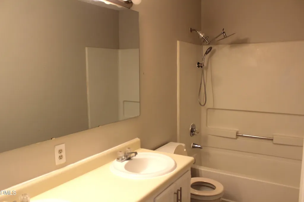 2706 Big Oak Street Raleigh NC 27610