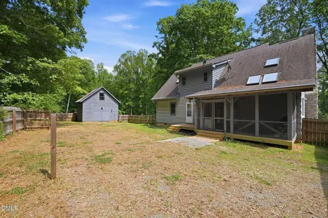 5621 Nc Hwy 54 W Chapel Hill NC 27516