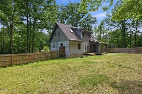 5621 Nc Hwy 54 W Chapel Hill NC 27516
