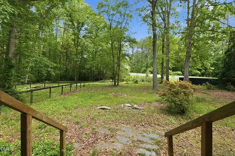 5621 Nc Hwy 54 W Chapel Hill NC 27516