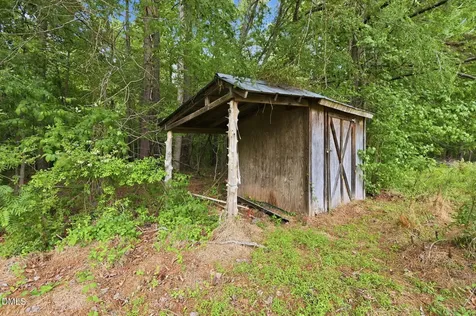 5621 Nc Hwy 54 W Chapel Hill NC 27516