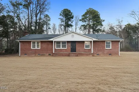 5420 Shipman Road Hope Mills NC 28348