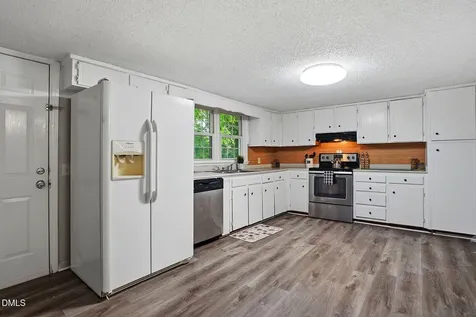 204 W Hill Street Benson NC 27504