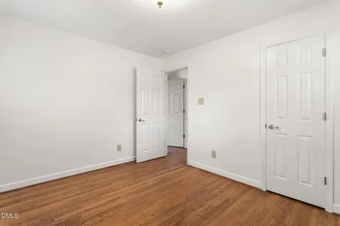 2431 Hickory Avenue Burlington NC 27215