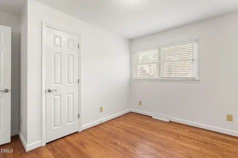 2431 Hickory Avenue Burlington NC 27215