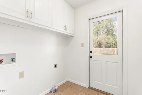 2431 Hickory Avenue Burlington NC 27215