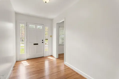 2431 Hickory Avenue Burlington NC 27215