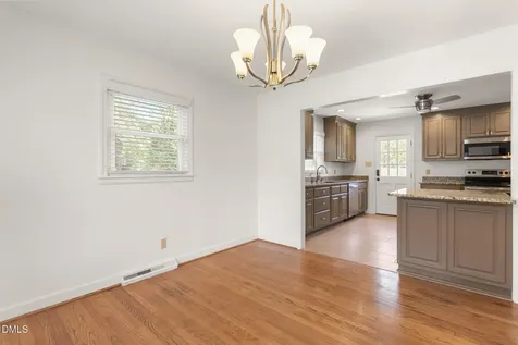 2431 Hickory Avenue Burlington NC 27215