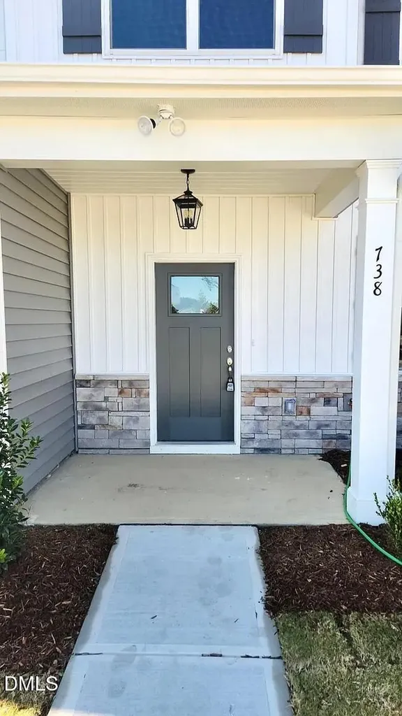 738 Hadstock Path Zebulon NC 27597