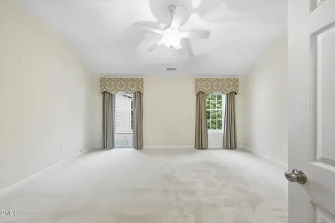 314 Bridgegate Drive Cary NC 27519