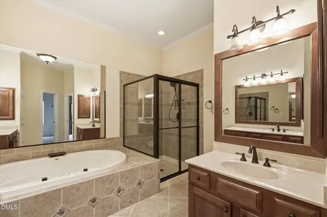 314 Bridgegate Drive Cary NC 27519