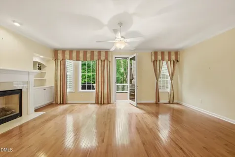 314 Bridgegate Drive Cary NC 27519
