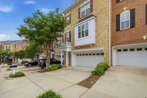 314 Bridgegate Drive Cary NC 27519