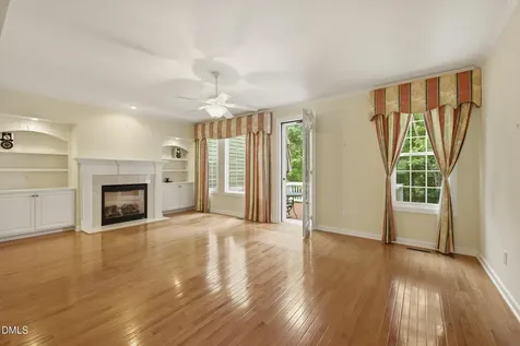 314 Bridgegate Drive Cary NC 27519