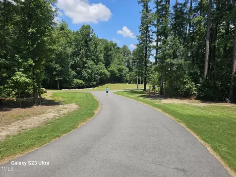 21 Shoreline Drive Lillington NC 27546