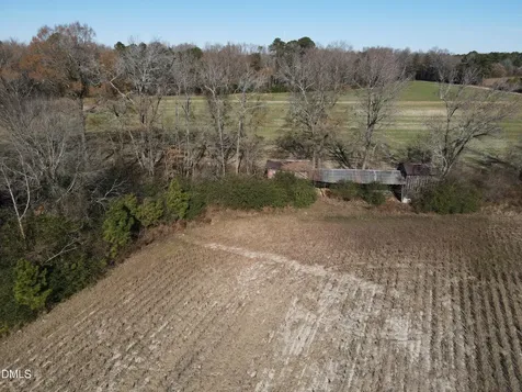1715 E Old Spring Hope Road Nashville NC 27856