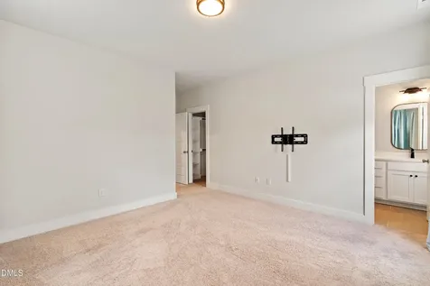 405 Quarter Gate Chapel Hill NC 27516