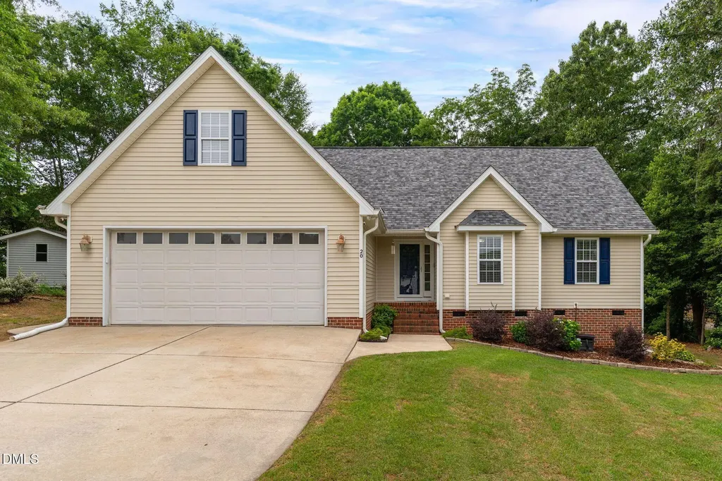 20 Foxhound Court Benson NC 27504
