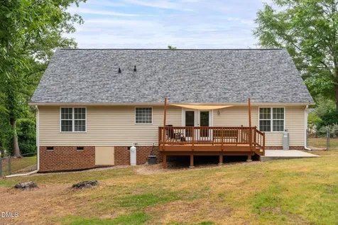 20 Foxhound Court Benson NC 27504