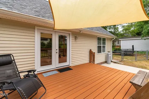 20 Foxhound Court Benson NC 27504