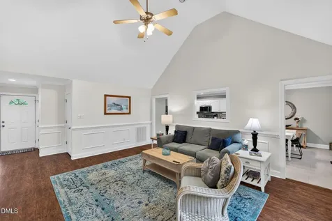 20 Foxhound Court Benson NC 27504