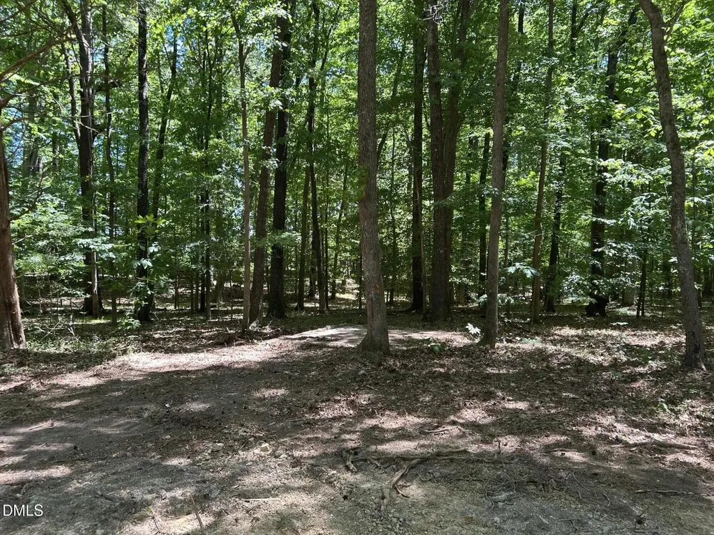 00 Holly Circle Chapel Hill NC 27514
