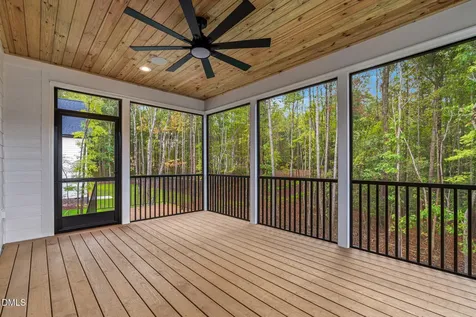 3905 Cedar Knolls Drive Youngsville NC 27596