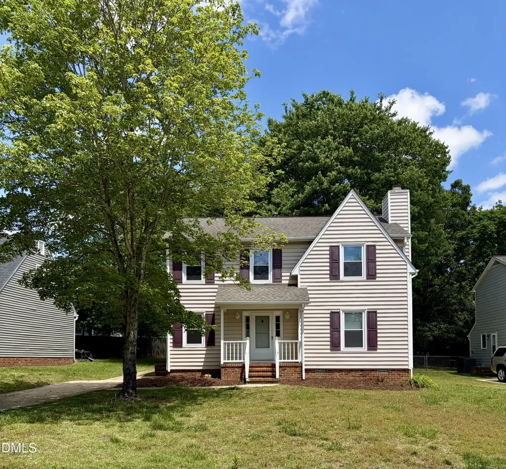 736 Huntington Court Burlington NC 27215