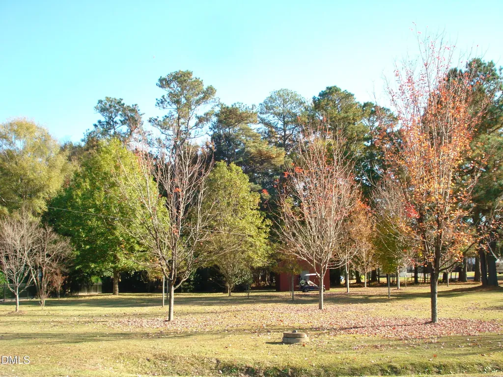 758 Antioch Church Road Dunn NC 28334