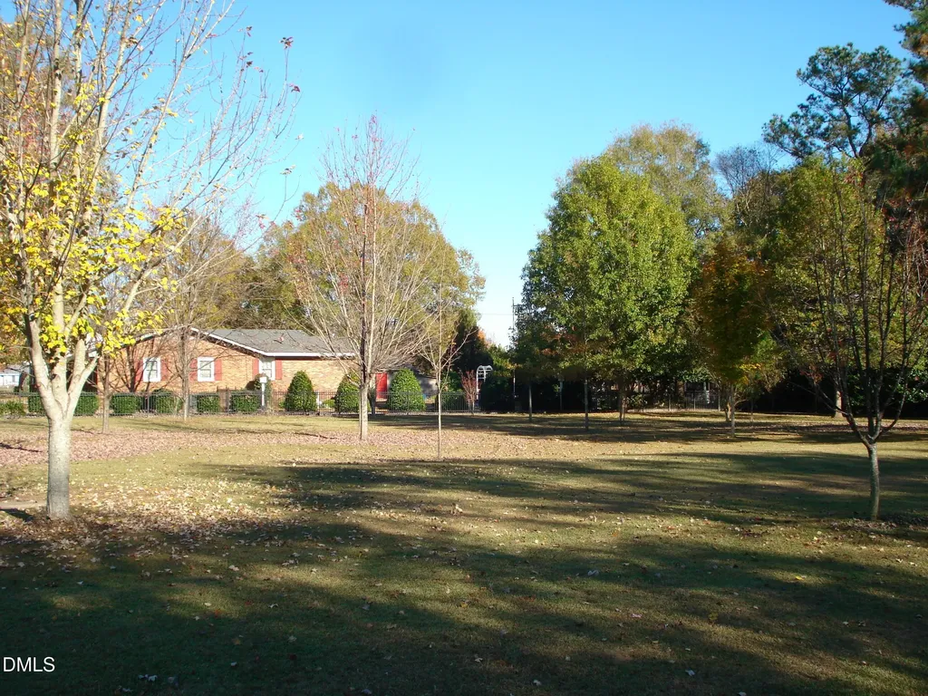 758 Antioch Church Road Dunn NC 28334