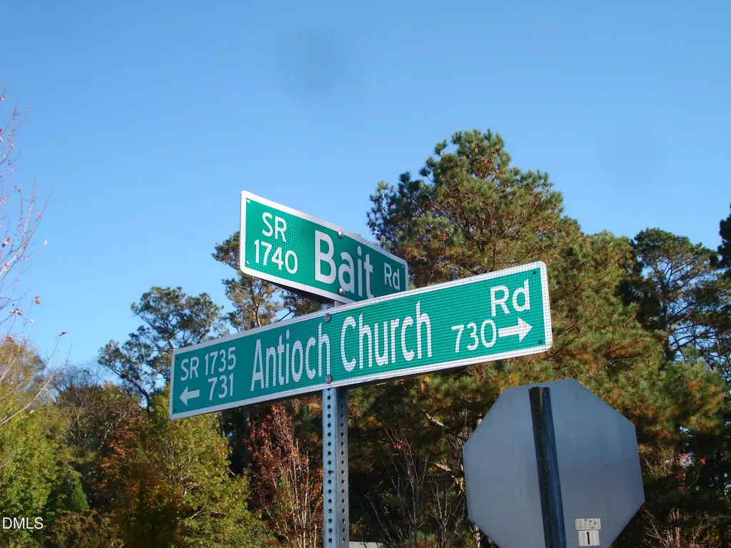 758 Antioch Church Road Dunn NC 28334