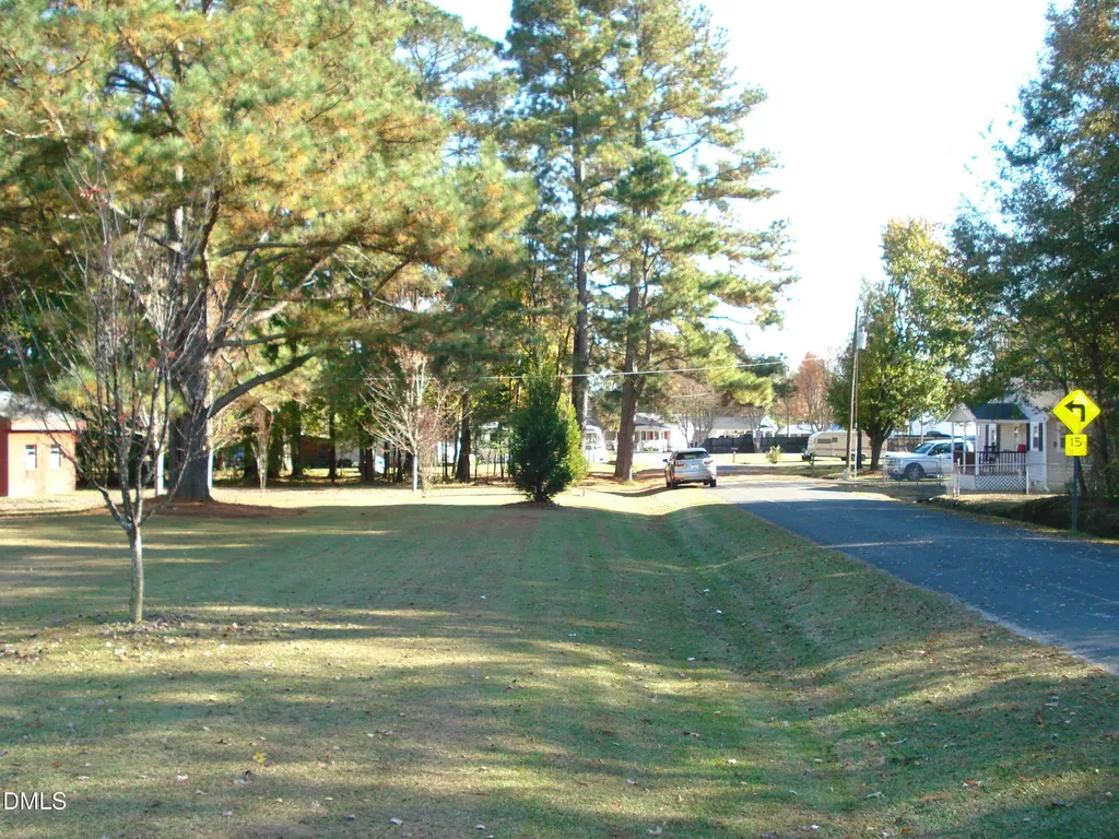 758 Antioch Church Road Dunn NC 28334