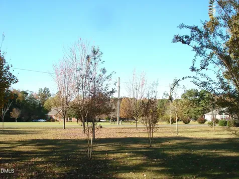 758 Antioch Church Road Dunn NC 28334