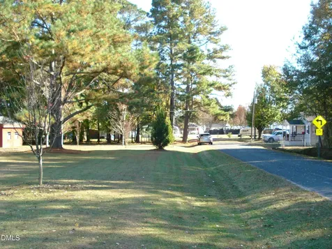 758 Antioch Church Road Dunn NC 28334