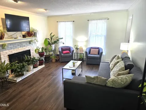 142 Edinborough Drive Mebane NC 27302