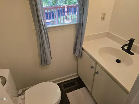 142 Edinborough Drive Mebane NC 27302