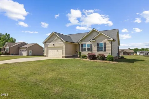 49 Sentinel Court Smithfield NC 27577