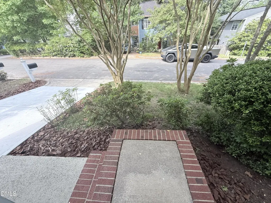305 Saint Thomas Drive Chapel Hill NC 27517