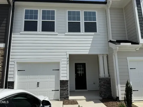825 Kensley Grove Lane Fuquay Varina NC 27526