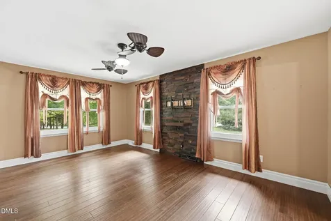 2007 Sunnybrook Drive Burlington NC 27215