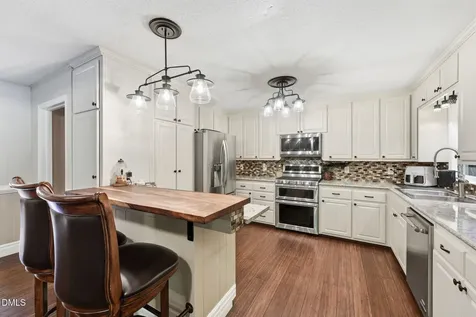 2007 Sunnybrook Drive Burlington NC 27215
